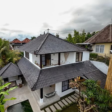 Putri Salju Villa By Evdekimi Ubud 外观 照片